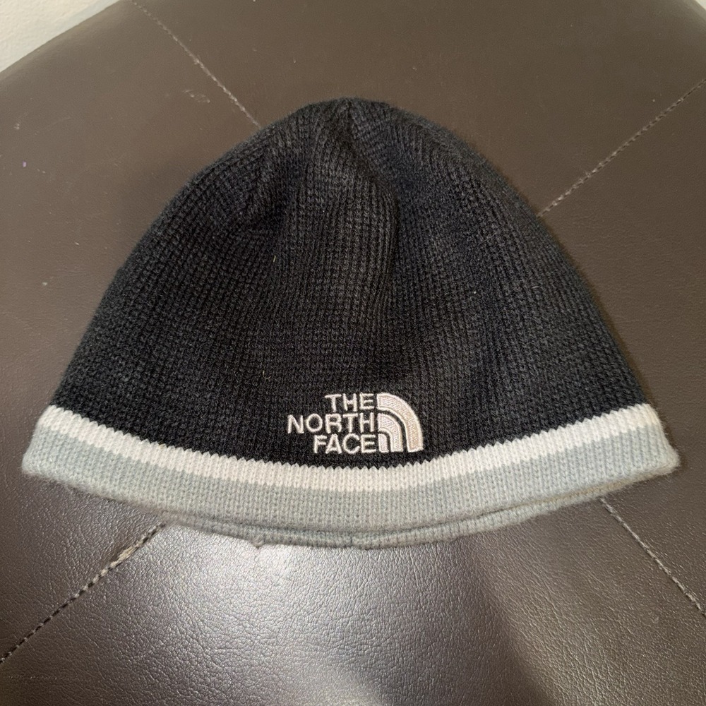 THE NORTH FACE  Infant Size Black & Grey Embroidered Beanie Knit‎ Hat